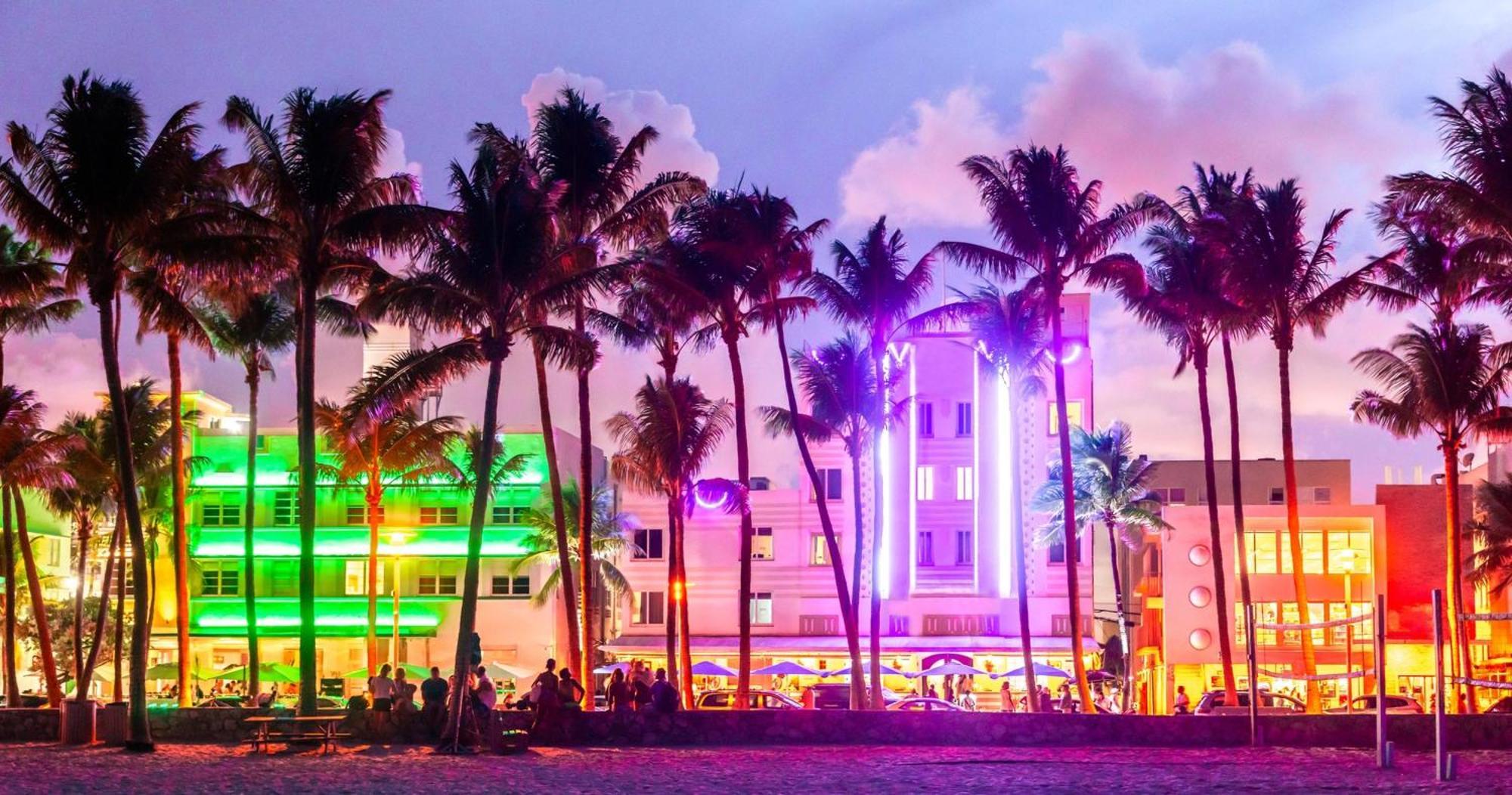 W South Beach — Photos 1